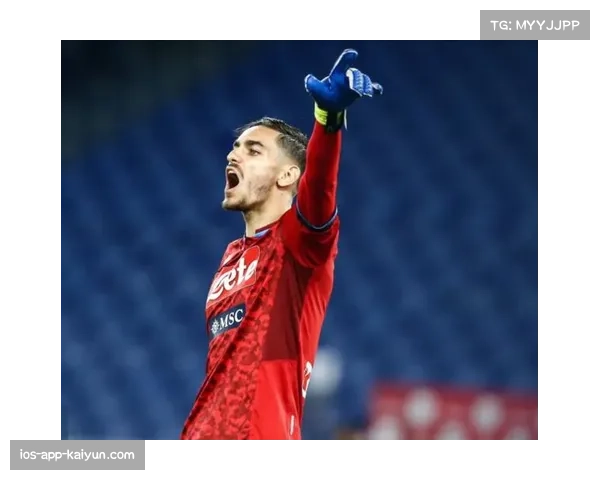 雅典AEK客场防守坚韧 门将斯特拉科沙多次关键扑救